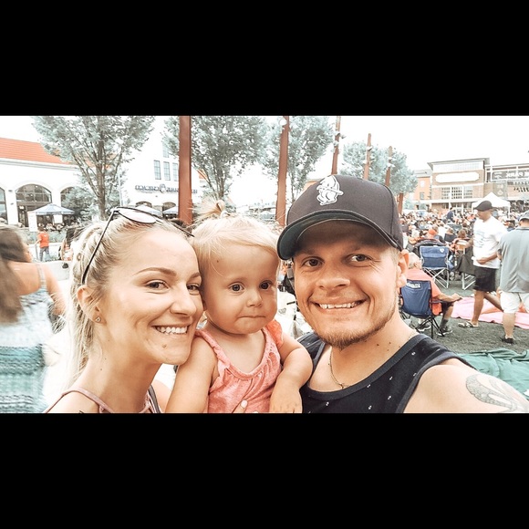 Meet your Posher, Emily - Picture 5 of 5